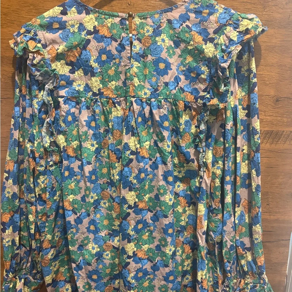 entro Blue Multi Floral Pintuck V-Neck Blouse - Picture 6 of 7